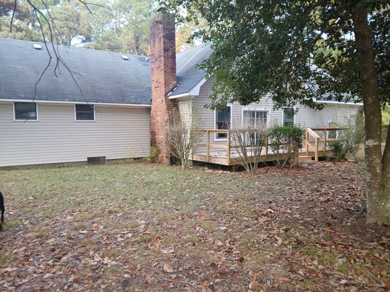 205 S End Rd - Photo 3 of 32