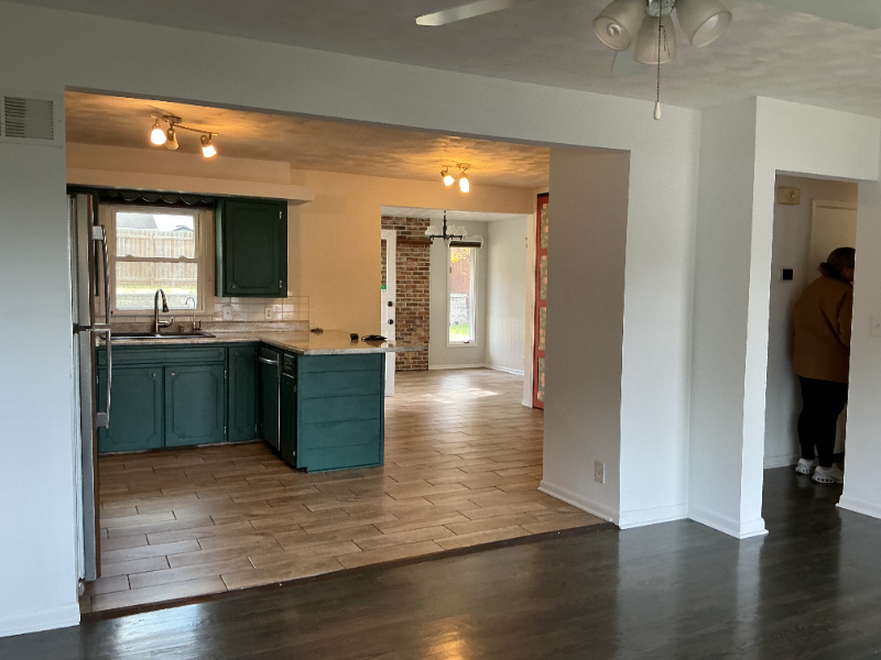 127 Wesgaye St - Photo 5 of 23