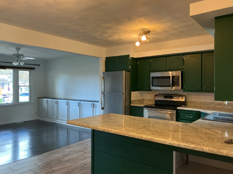 127 Wesgaye St - Photo 6 of 23