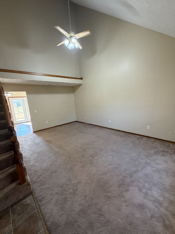 109 Cora Dr #B - Photo 2 of 21
