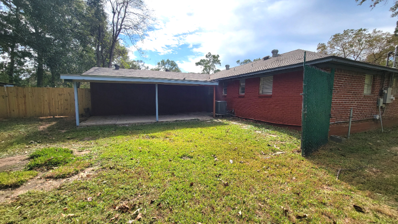 2100 Hill Top Ct - Photo 2 of 22