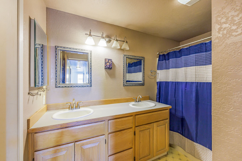 813 S 227th Pl #6 - Photo 5 of 18