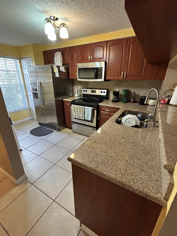 3306 Concert Ln - Photo 3 of 20