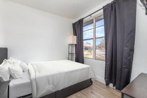 featured image of 733 Tarpon Ave