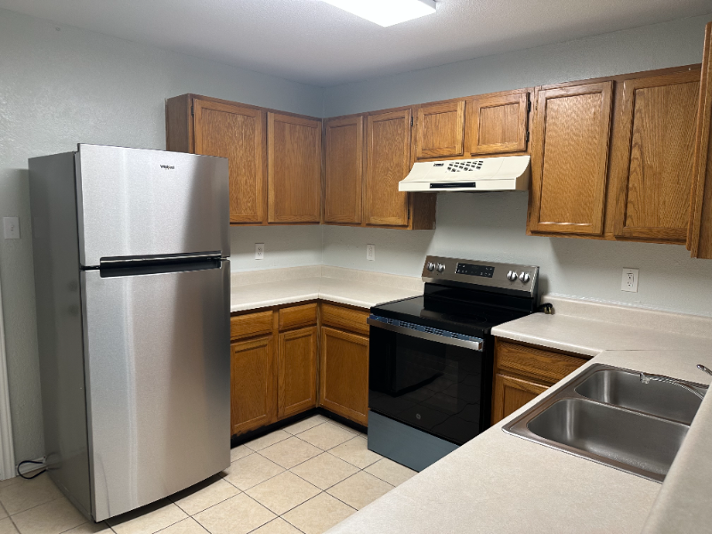 319 Shea St #319 - Photo 5 of 14