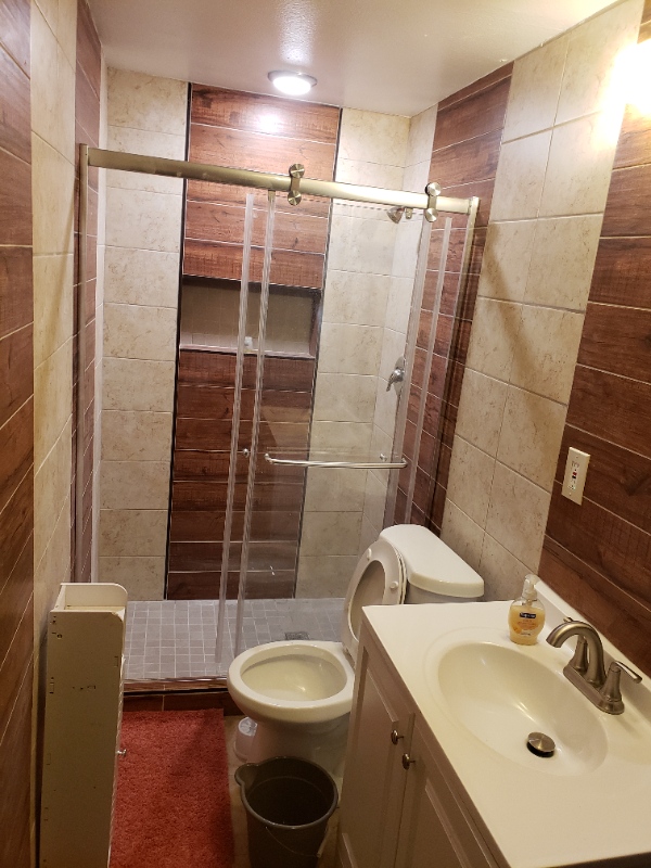 825 Tilden Ave - Photo 3 of 6