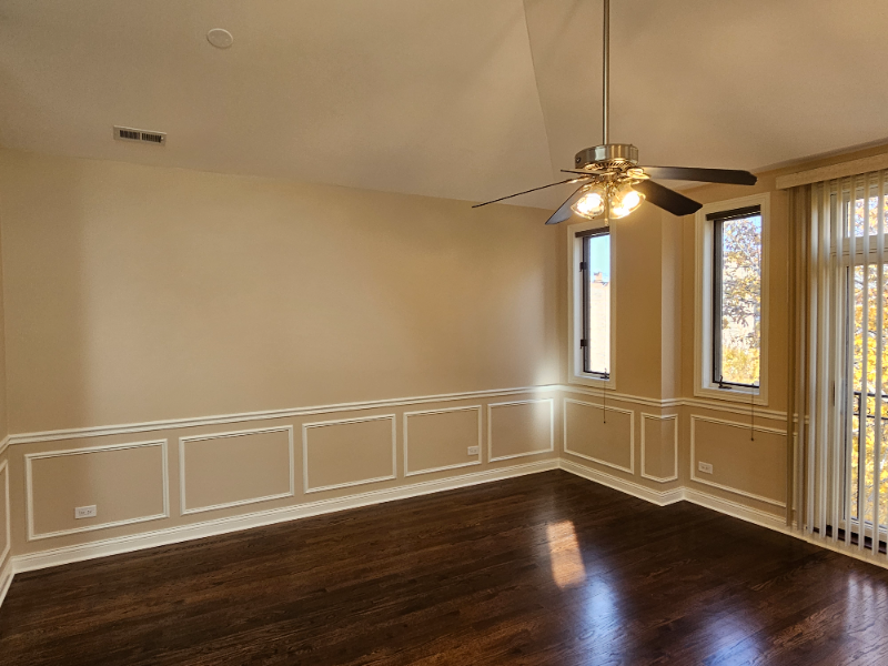 6330 S Ingleside Ave #3 - Photo 6 of 20