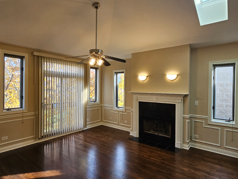 6330 S Ingleside Ave #3 - Photo 7 of 20