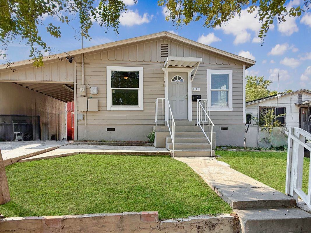 131 Los Arboles - Photo 2 of 21