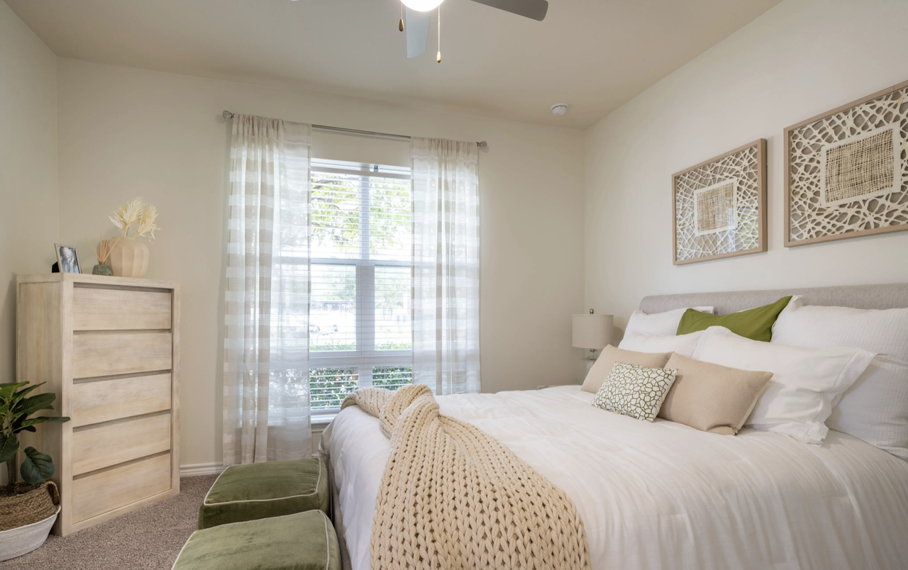 12401 Riata Trace Parkway - Photo 5 of 14