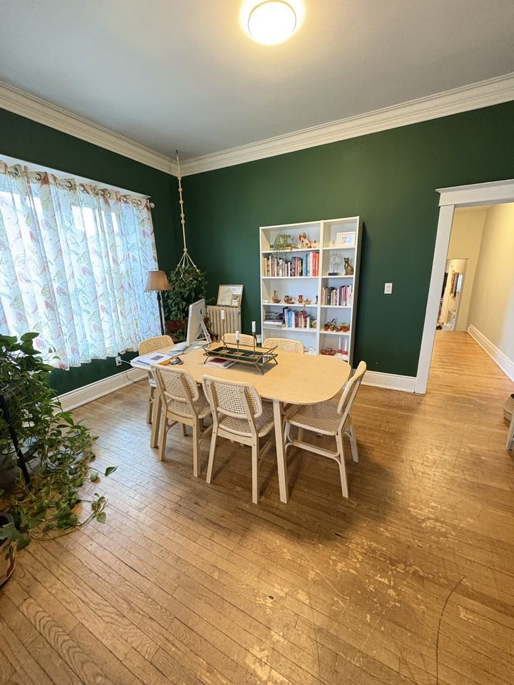 55 Barton St W. Unit 4 - Photo 5 of 15