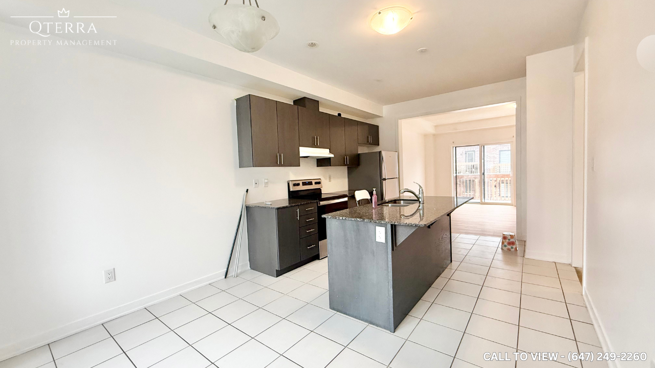 35 Selfridge Wy, Whitby, Ontario L1N 0N9 - Photo 2 of 13