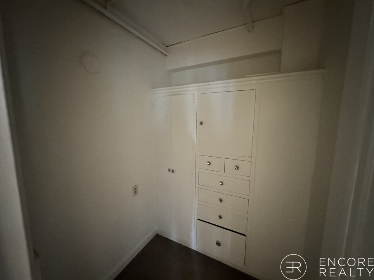 20 Chapel Street - Photo 6 of 10