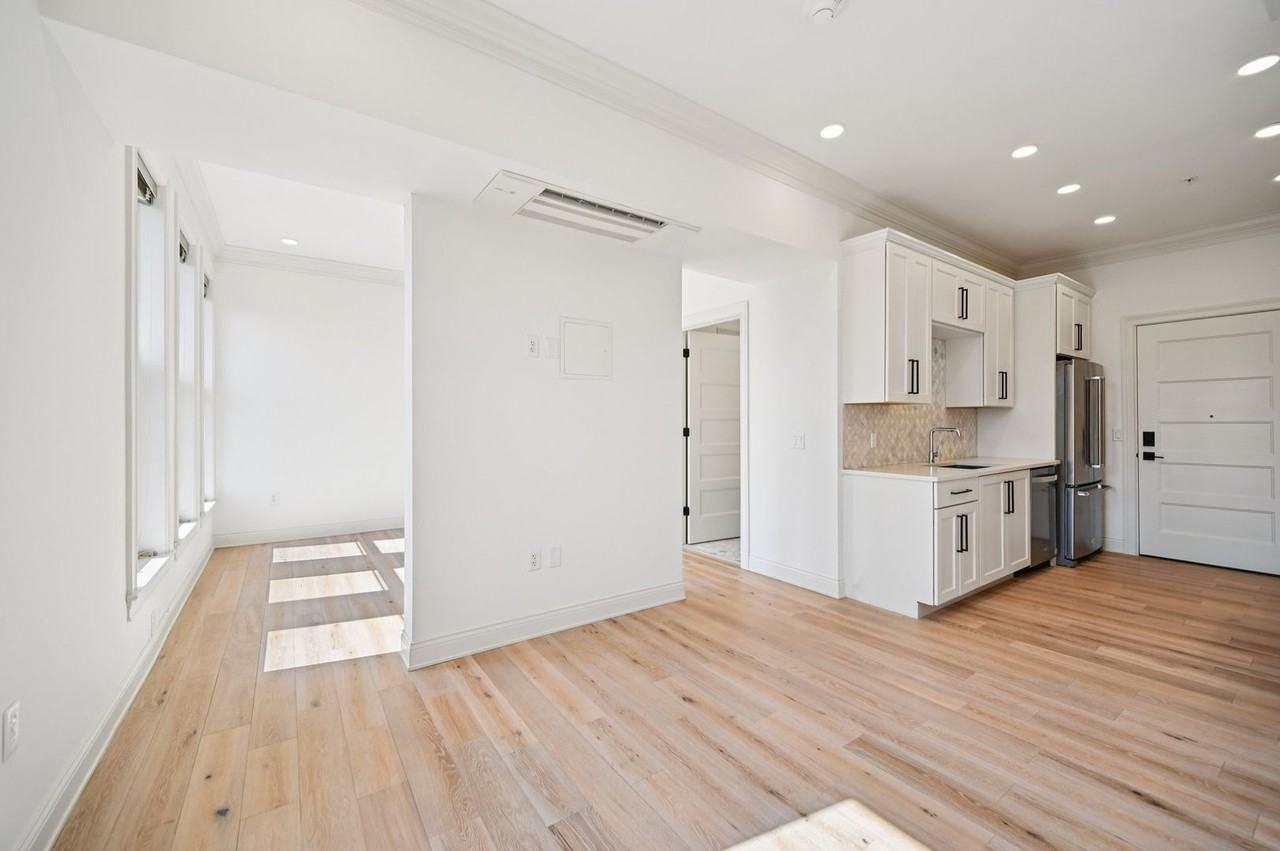 40 Lincoln - Photo 5 of 19