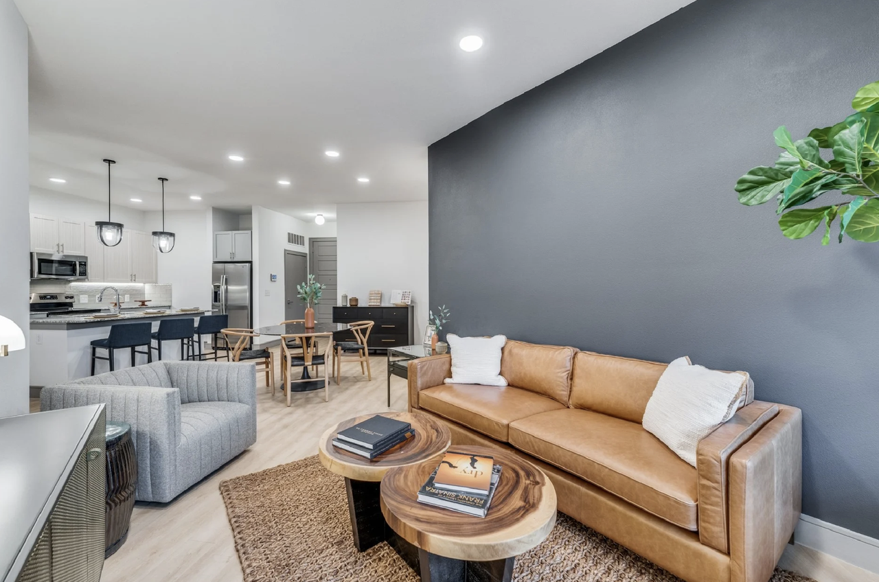 4241 South Congress Avenue - Photo 2 of 16