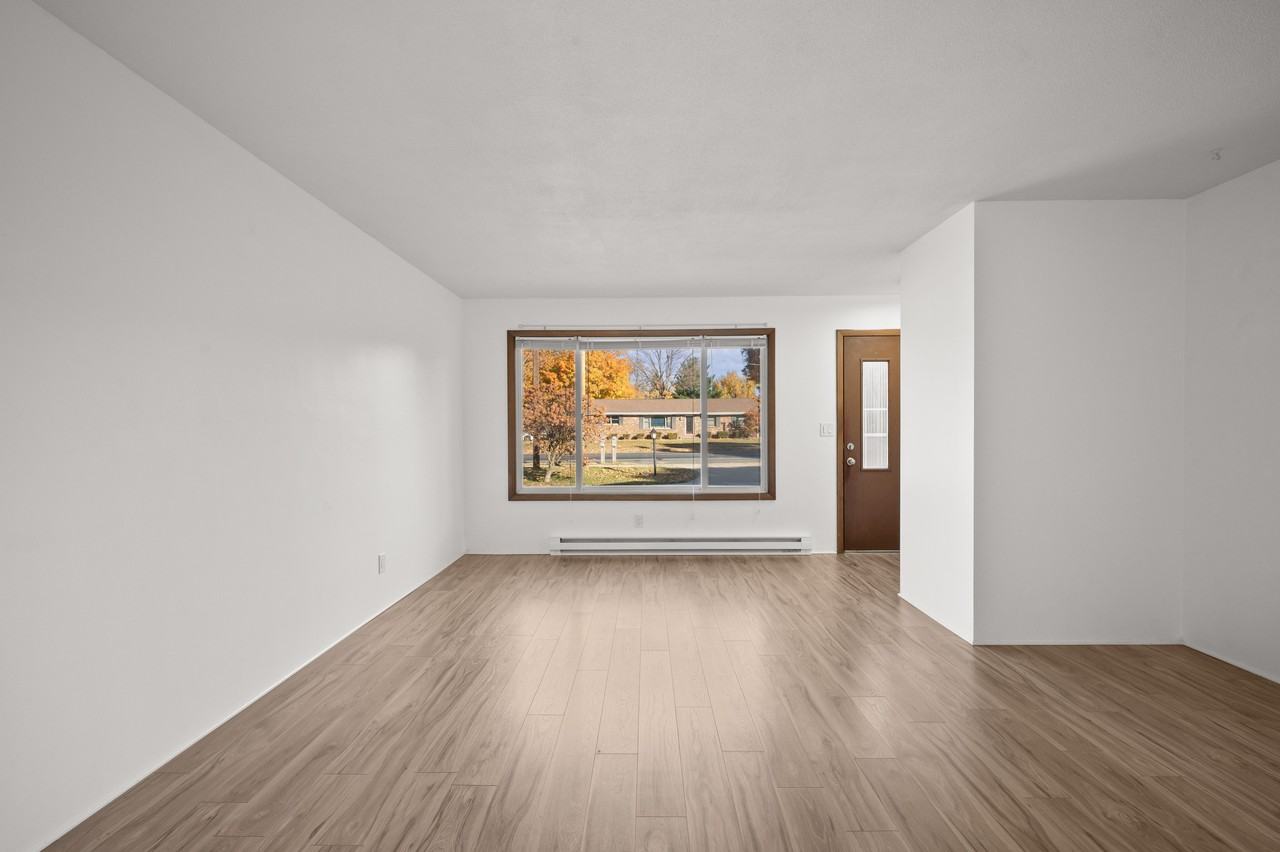 1332 W Glenlord Rd #NA - Photo 6 of 24