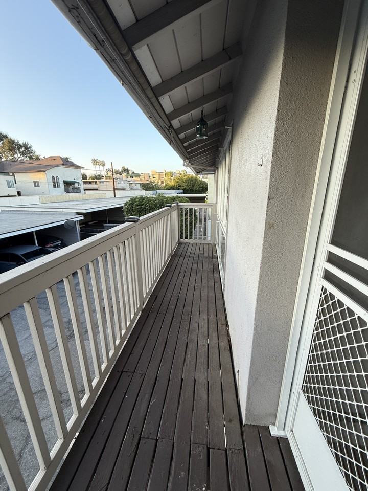 555 South Los Robles Avenue #0 - Photo 2 of 7