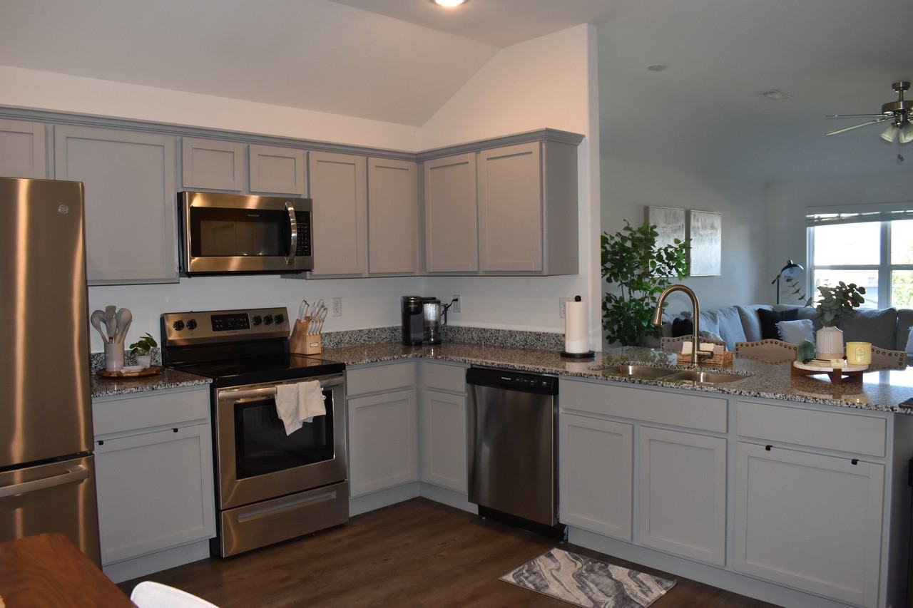 515 Ashwood St #NA - Photo 5 of 24