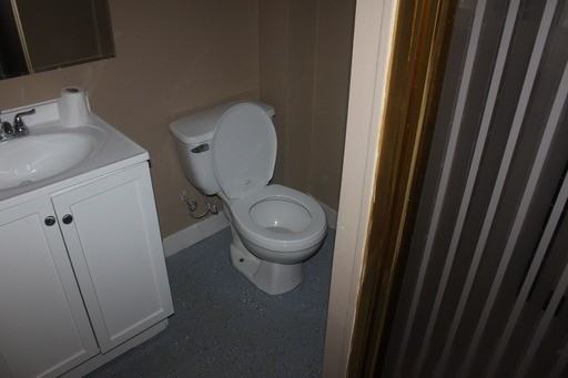 9995 Riverdale - Photo 3 of 10