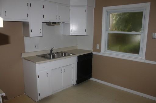 14603 Hanover Ave - Photo 2 of 8