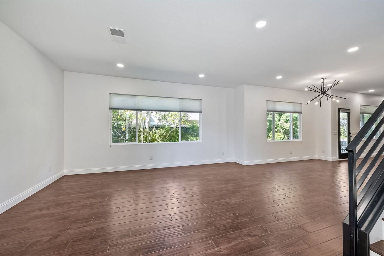 7393 Portage Way #NA - Photo 3 of 25