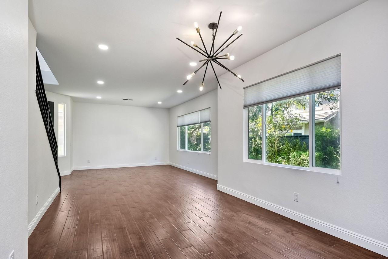 7393 Portage Way #NA - Photo 5 of 25