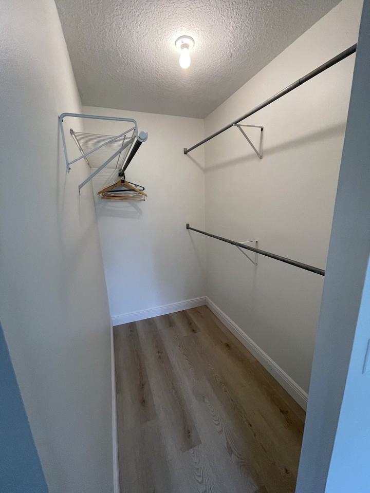 2441 Sw 82nd Ave #204 - Photo 5 of 34