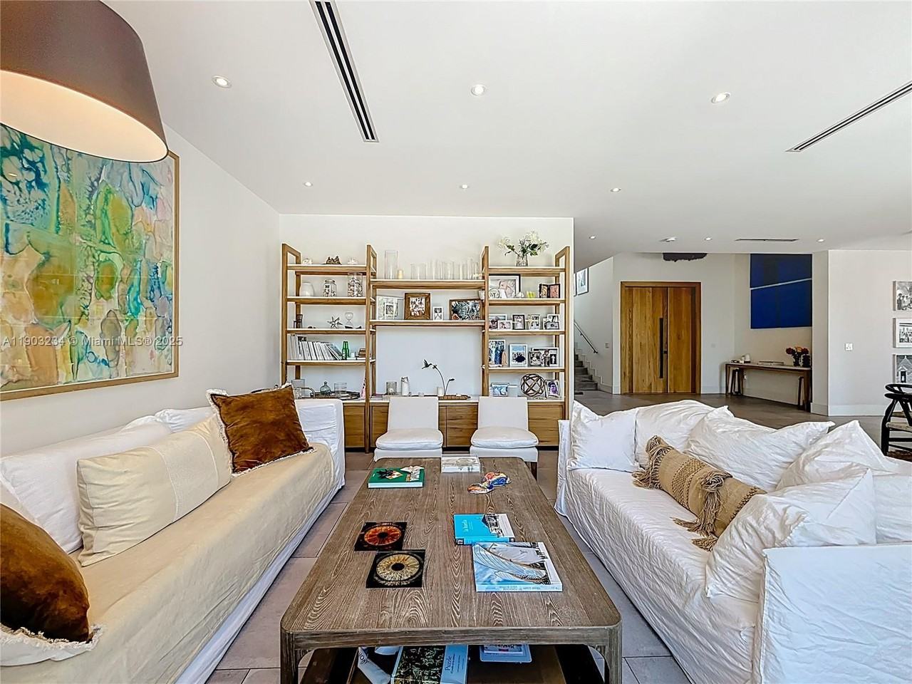 W McIntyre St & Warren Ln - Photo 7 of 44