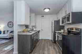 Windsor Place Apartments - Photo 1 of 1