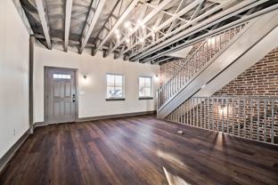 195 N Chicago Dr #6 - Photo 1 of 1