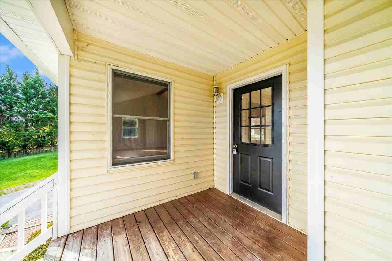 180 Wicomico Dr - Photo 2 of 50