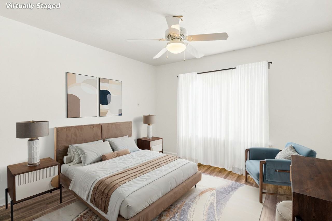 1905 HoneySuckle - Photo 4 of 12