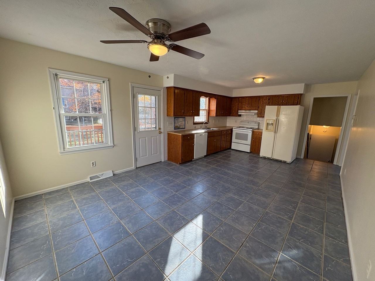 188 White Cypress Drive - Photo 6 of 27