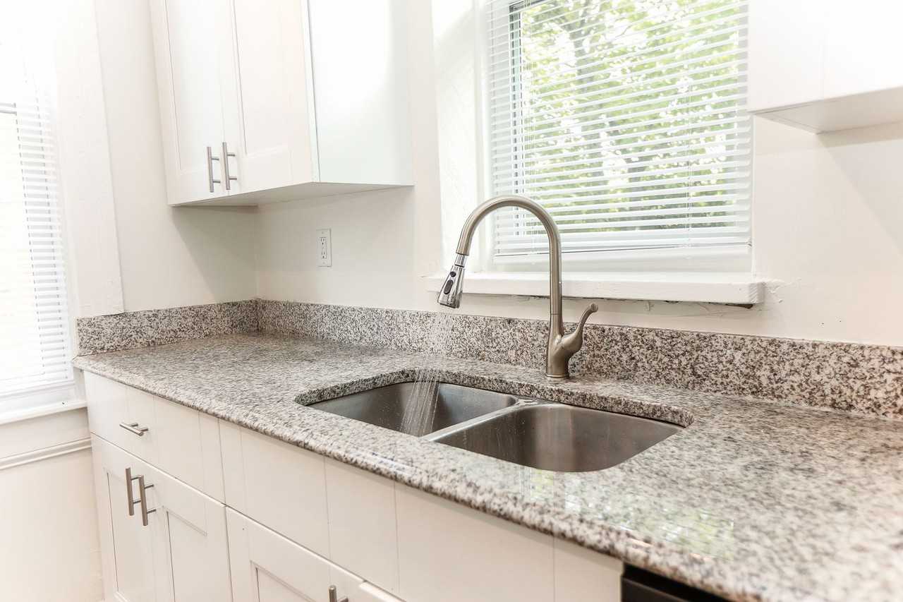 114 W 28th St - Photo 7 of 29