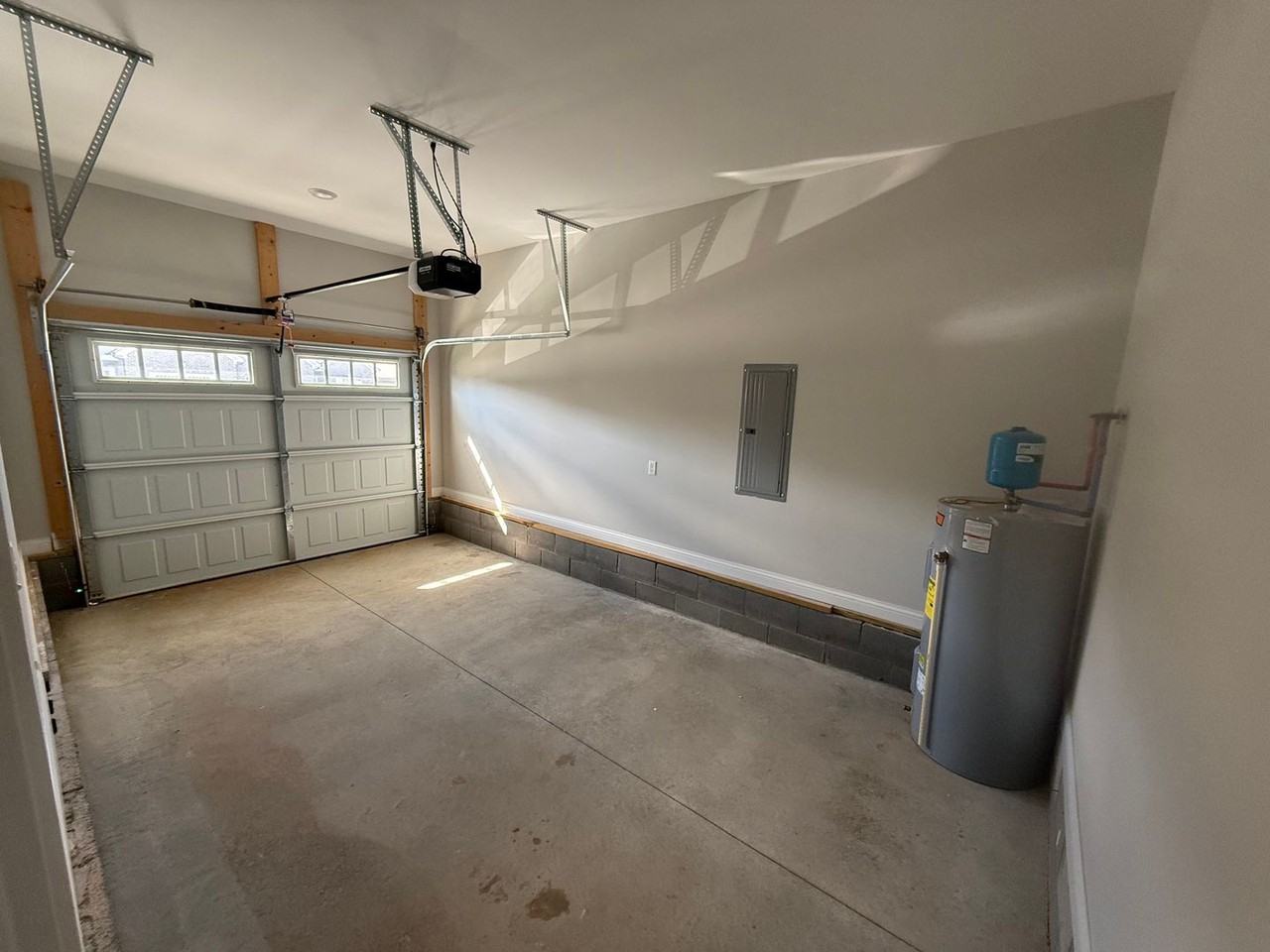 6473 Fortuna Ave - Photo 4 of 23