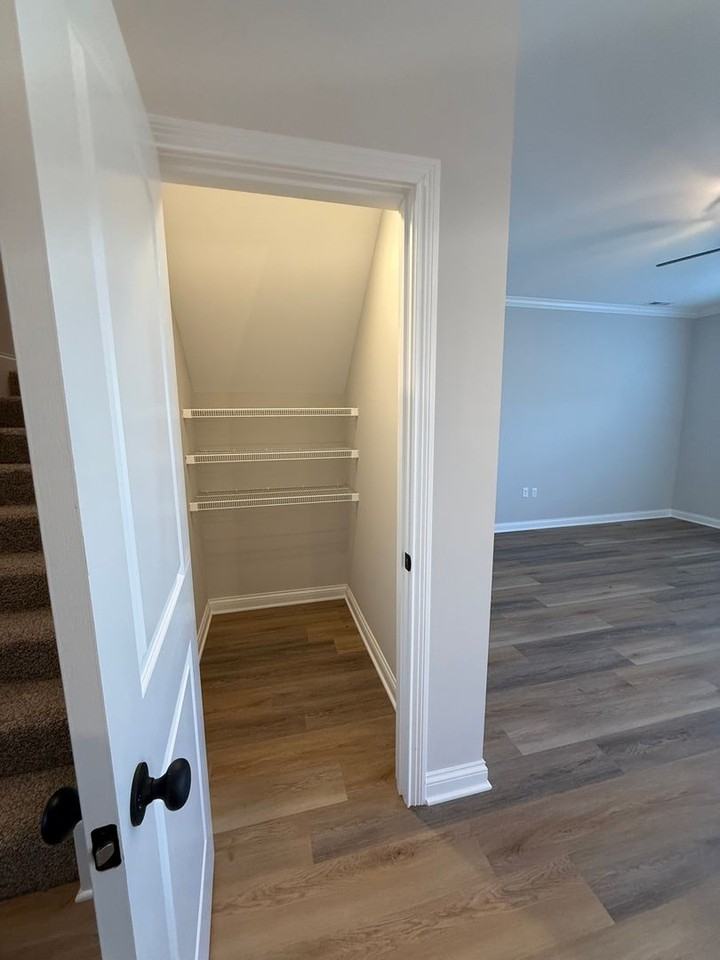 6473 Fortuna Ave - Photo 6 of 23