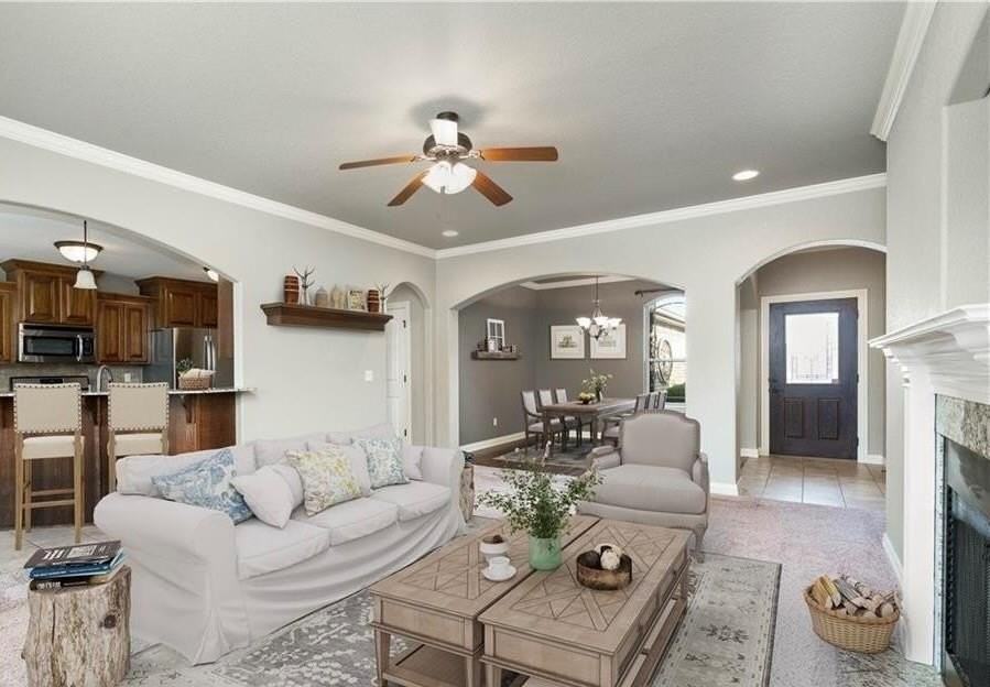 202 Pebble Beach Drive - Photo 5 of 28