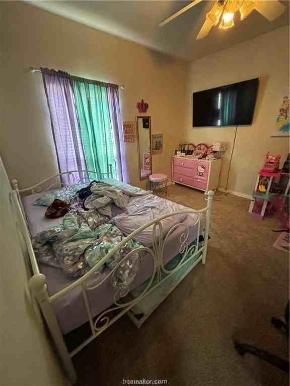 1001 Krenek Tap Rd #1404 - Photo 6 of 12