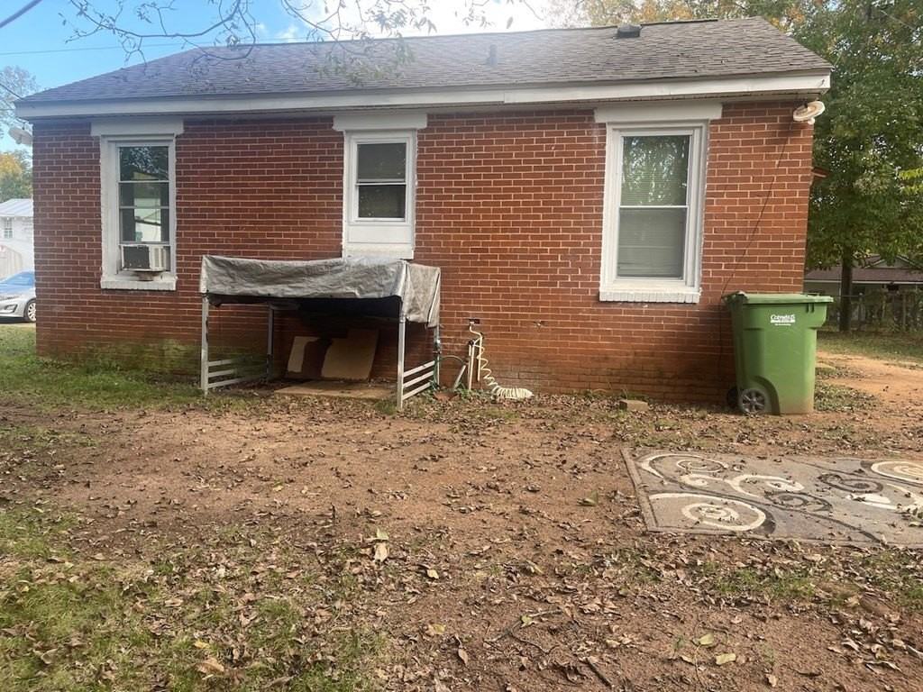 3921 6th Ave - Photo 3 of 12