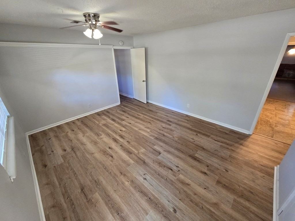 3310 Cathy Lou Rd - Photo 3 of 9