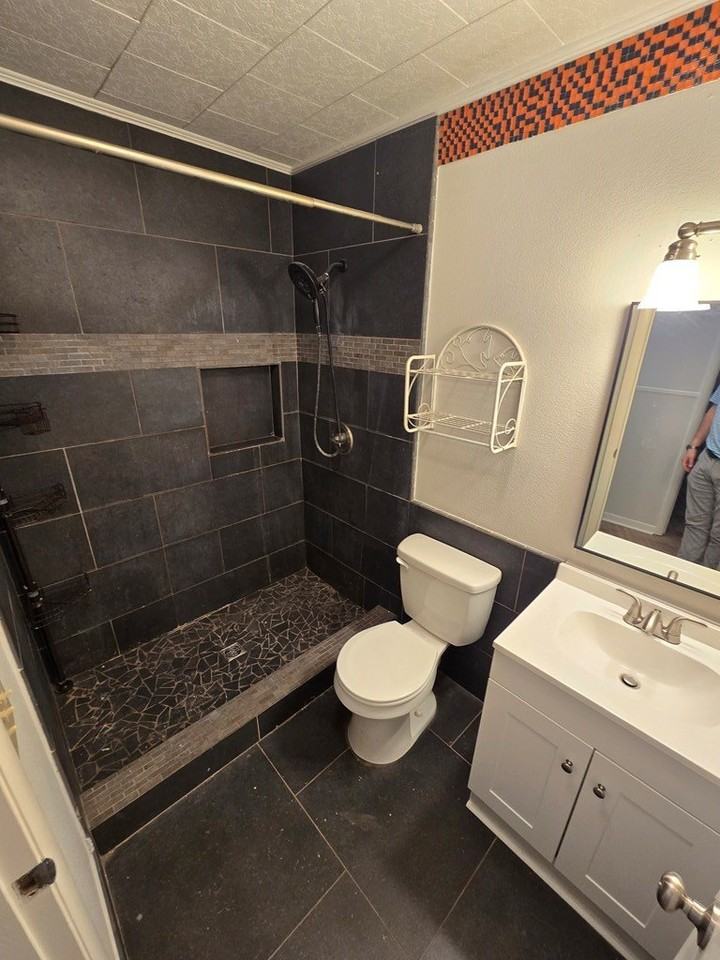 3310 Cathy Lou Rd - Photo 6 of 9