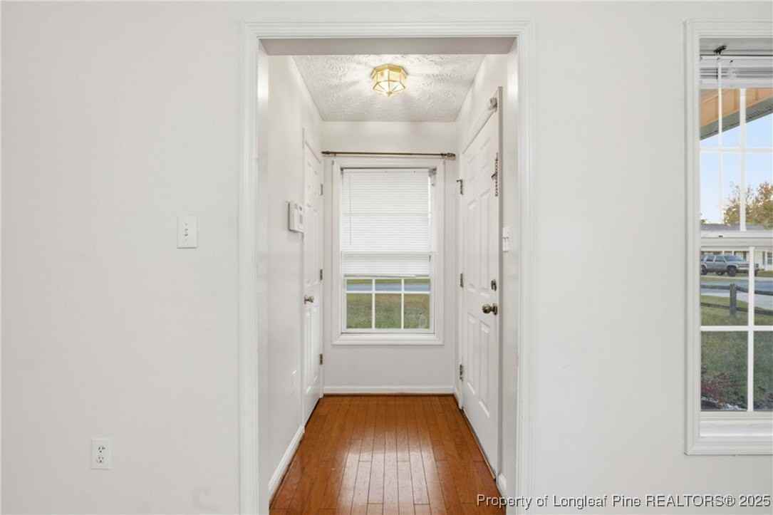 419 Northwoods Dr - Photo 6 of 50