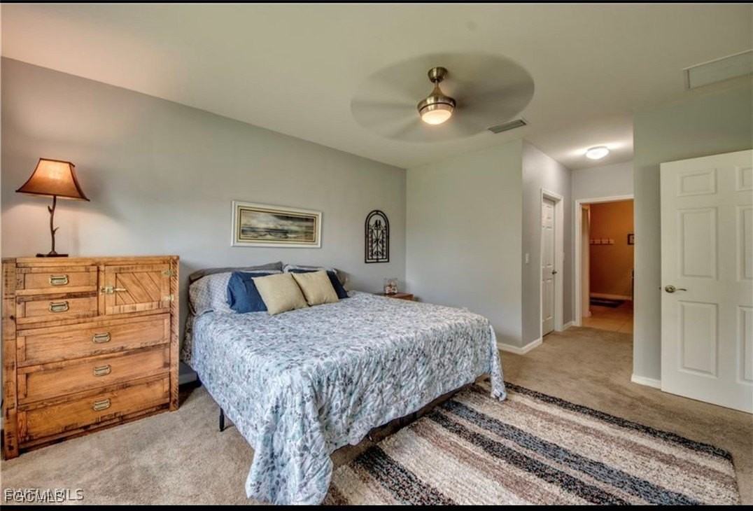 233 Se 3rd St - Photo 5 of 10