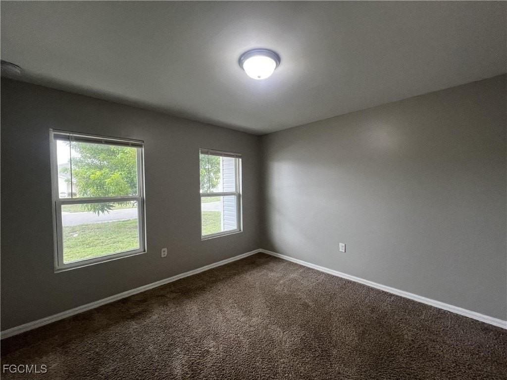 18319 Gibraltar Ln - Photo 7 of 26