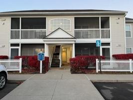 featured image of 2652 S Knightsbridge Cir