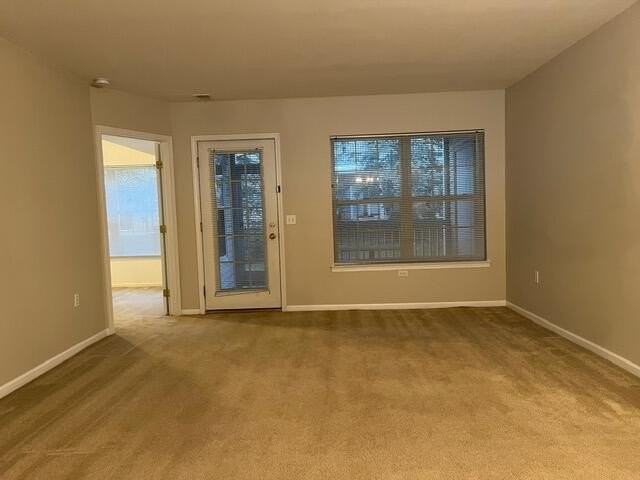 2652 S Knightsbridge Cir - Photo 5 of 19