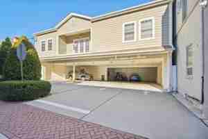 featured image of 683 Main St #2