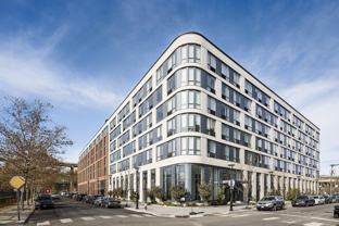 372 9th St #2F - Photo 1 of 1