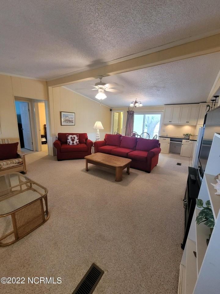 405 Alabama Ave - Photo 6 of 40