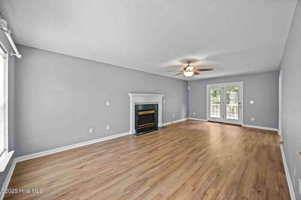 103 Arbor Drive - Photo 3 of 23